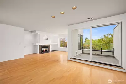 2410 Aurora Avenue N #105, Seattle, WA 98109 - Photo 6