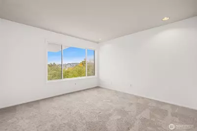 2410 Aurora Avenue N #105, Seattle, WA 98109 - Photo 16