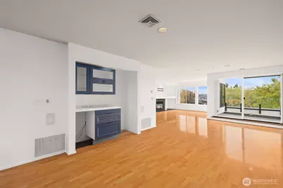 2410 Aurora Avenue N #105, Seattle, WA 98109 - Photo 8