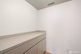 2410 Aurora Ave N, Seattle, WA 98109 - Photo 12