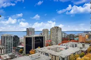 588 Bell St, Seattle, WA 98121 - Photo 8