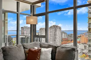 588 Bell St, Seattle, WA 98121 - Photo 6