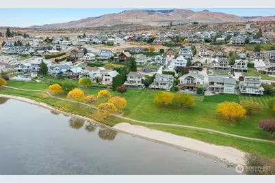 345 Lakefront Drive, Orondo, WA 98843 - Photo 2