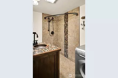 1512 10th Avenue W, Seattle, WA 98119 - Photo 26