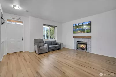 6345 Park Street E, Fife, WA 98424 - Photo 6