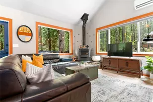 7469 Olsen Dr, Glacier, WA 98244 - Photo 6