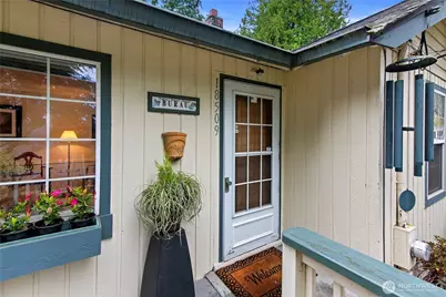 18509 1st Avenue NE, Suquamish, WA 98392 - Photo 4