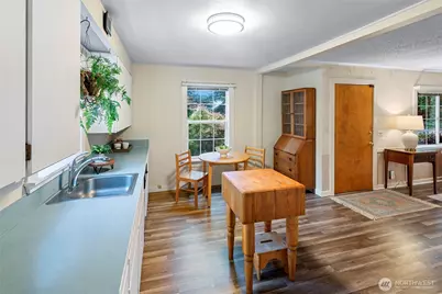 18509 1st Avenue NE, Suquamish, WA 98392 - Photo 32