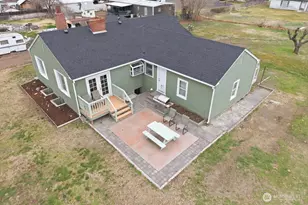 32105 S Finley Rd, Kennewick, WA 99337 - Photo 2