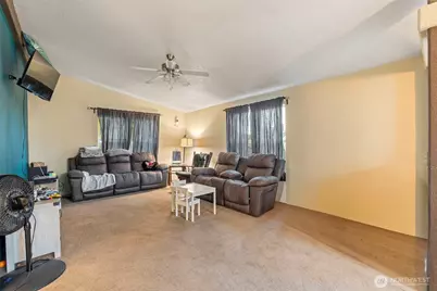 1009 Lord Street, Kelso, WA 98626 - Photo 16