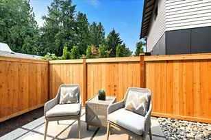 13047 39th Ave NE, Seattle, WA 98125 - Photo 6