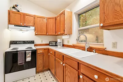 22014 Pinnacle Road, Glacier, WA 98244 - Photo 12