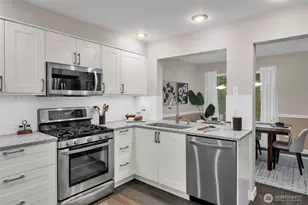 3748 257th Ave SE, Sammamish, WA 98029 - Photo 8