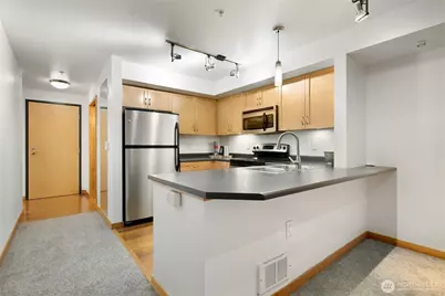 827 Hiawatha Place S #212, Seattle, WA 98144 - Photo 6