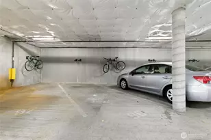 827 Hiawatha Pl S, Seattle, WA 98144 - Photo 14