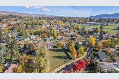 646 N Gale Place, East Wenatchee, WA 98802 - Photo 32