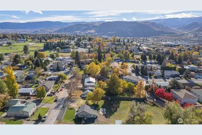 646 N Gale Place, East Wenatchee, WA 98802 - Photo 30