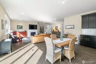 2712 Coho Ln, Anacortes, WA 98221 - Photo 8