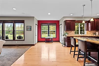 10311 215th Avenue SE, Snohomish, WA 98290 - Photo 12