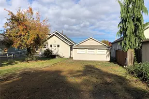 530 E Pioneer, Puyallup, WA 98372 - Photo 4