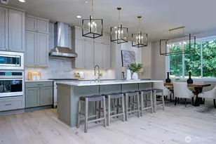 12818 NE 65th Ln, Kirkland, WA 98033 - Photo 4