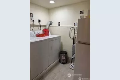 830 NE 67th Street, Seattle, WA 98115 - Photo 8