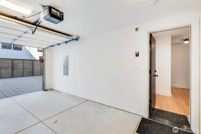 4706 S Morgan Street, Seattle, WA 98118 - Photo 24