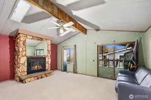 3611 I St NE, Auburn, WA 98002 - Photo 4