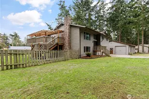 1904 Fir Woods Pl, Oak Harbor, WA 98277 - Photo 2