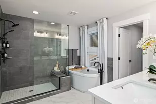 13041 75th Pl S, Seattle, WA 98178 - Photo 2