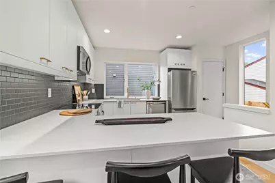 4111 25th Avenue SW #LOT C, Seattle, WA 98106 - Photo 8