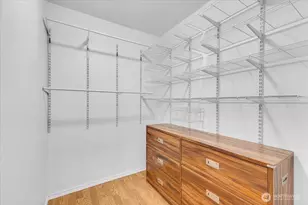 654 W Olympic Pl, Seattle, WA 98119 - Photo 30