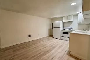 1409 W Railroad Ave, Shelton, WA 98584 - Photo 2