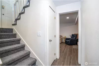 12214 221st Avenue Ct E, Bonney Lake, WA 98391 - Photo 14