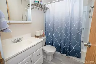 12214 221st Ave Ct E, Bonney Lake, WA 98391 - Photo 24