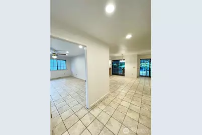 9024 Waverly Drive SW, Lakewood, WA 98499 - Photo 2