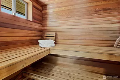 6304 Lakeview Drive, Kirkland, WA 98033 - Photo 26