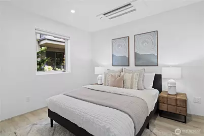 6304 Lakeview Drive, Kirkland, WA 98033 - Photo 24