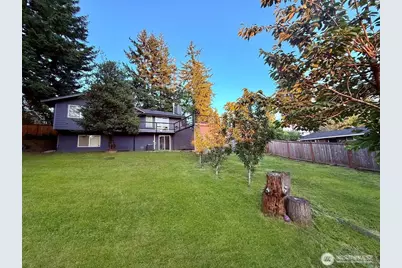 2000 NE 27th Street, Renton, WA 98056 - Photo 1