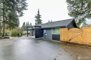 2000 NE 27th St, Renton, WA 98056 - Photo 6