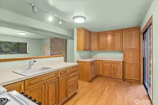 12020 NE 66th St, Kirkland, WA 98033 - Photo 24