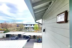 485 SW Bayshore Dr, Oak Harbor, WA 98277 - Photo 4