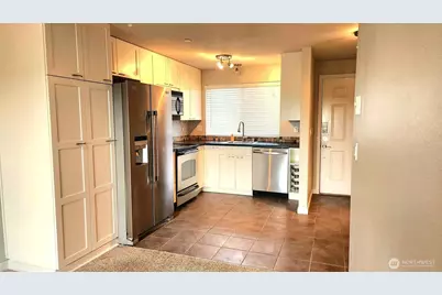 485 SW Bayshore Drive #C301, Oak Harbor, WA 98277 - Photo 24