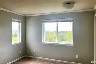 485 SW Bayshore Dr, Oak Harbor, WA 98277 - Photo 8