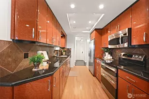 1301 Spring St, Seattle, WA 98104 - Photo 10