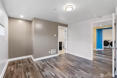 2731 Boylston Avenue E #300, Seattle, WA 98102 - Photo 8