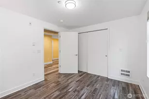 2731 Boylston Ave E, Seattle, WA 98102 - Photo 12