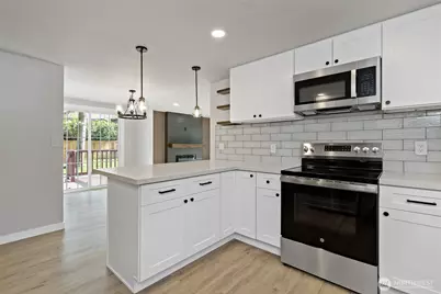 21117 129th Avenue E, Graham, WA 98338 - Photo 10