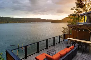 15833 Yokeko Dr, Anacortes, WA 98221 - Photo 2