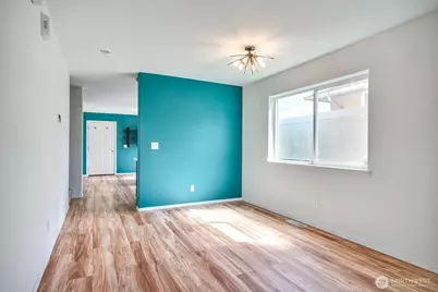 3910 S Holly Street, Seattle, WA 98118 - Photo 6